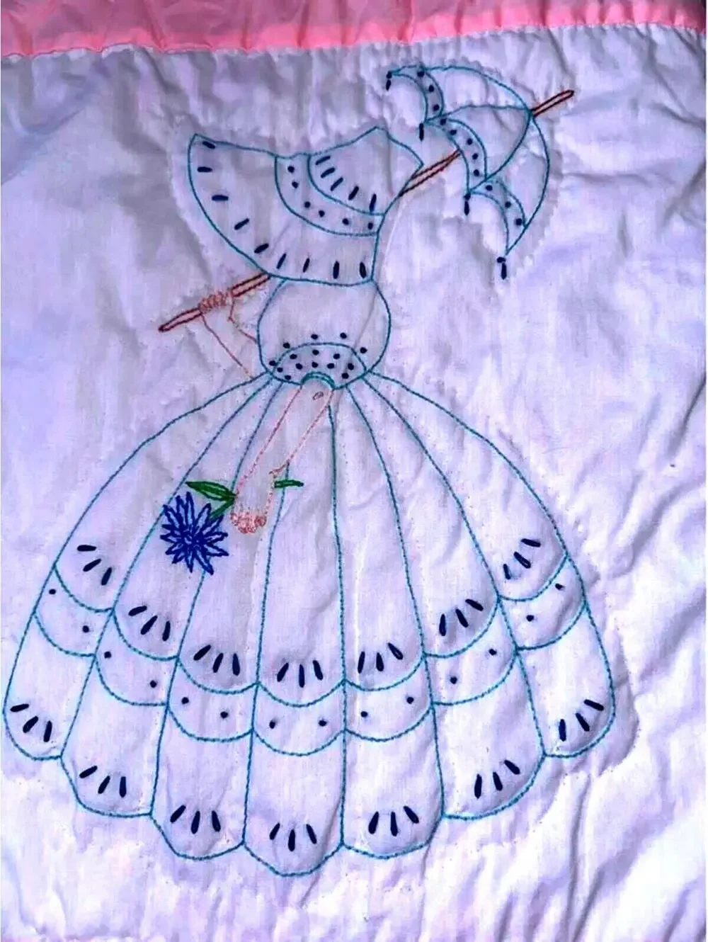 Vintage Hand Embroidered Sunbonnet Sue Quilt Pink White Handmade 93x69 Cottage